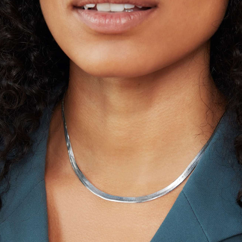 Beyaz Ezme Zincir Kolye