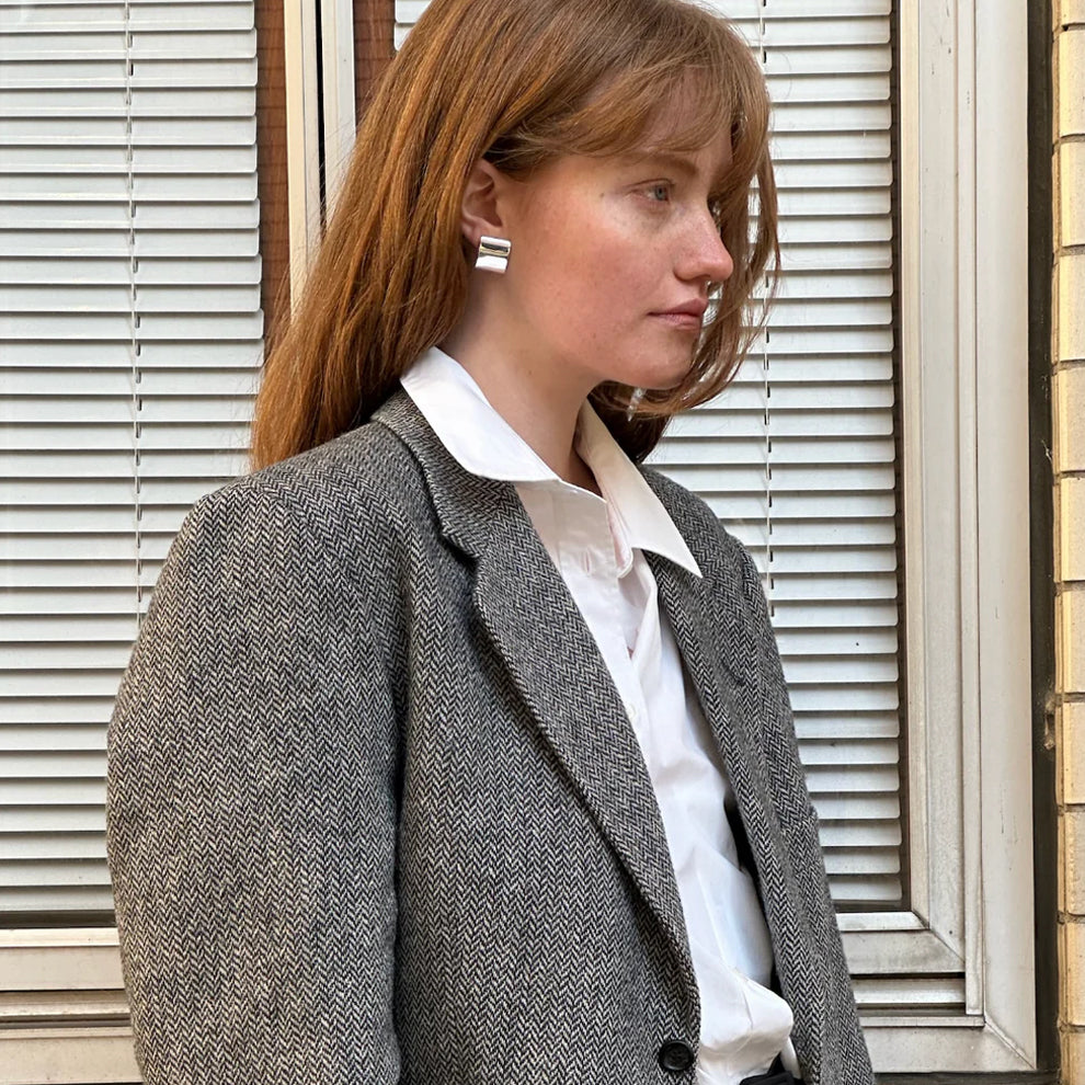 Elizabeth Beyaz Küpe