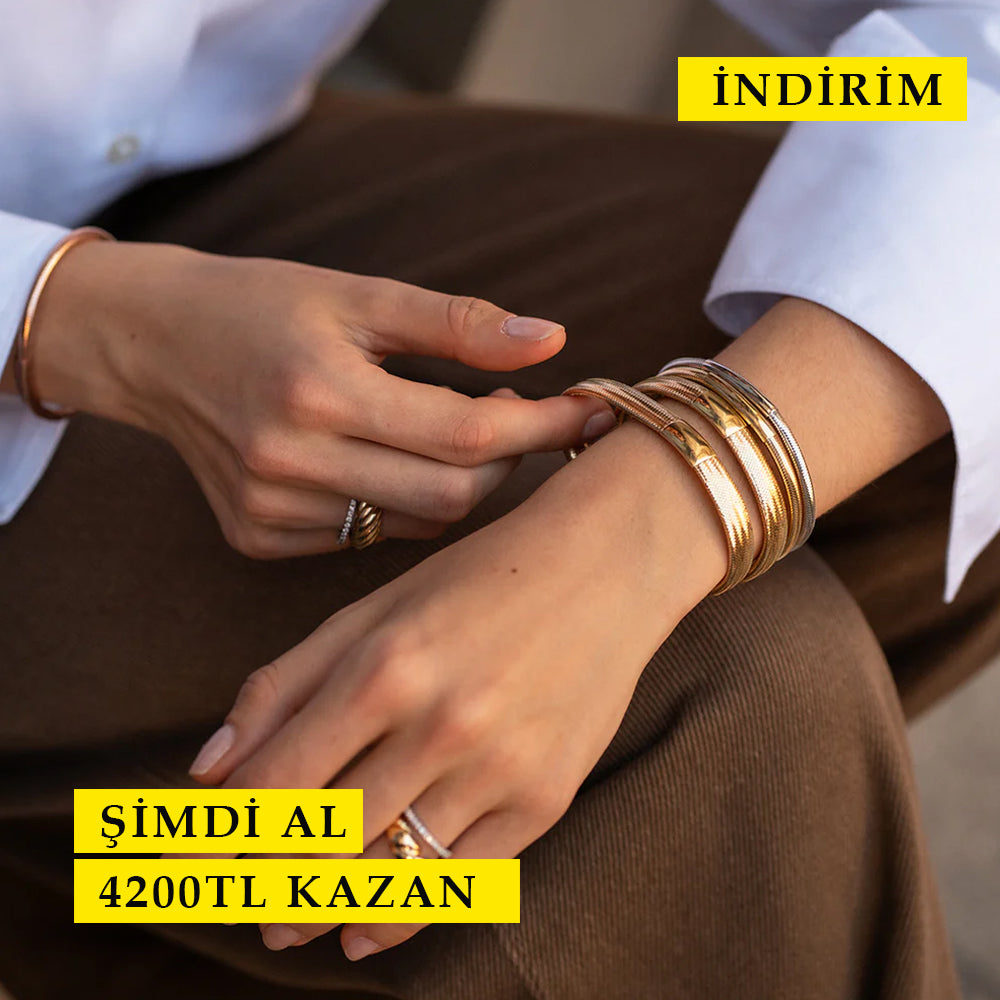 3 Bold Italian Flex Gold Bracelet