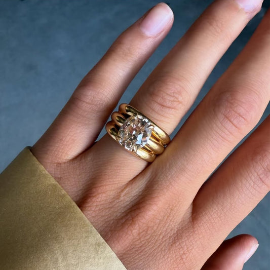 2.45ct Valen Cushion Lab Yüzük