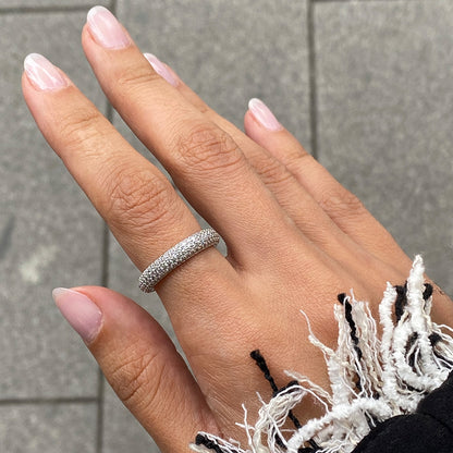 Full Circle White Gold Ring