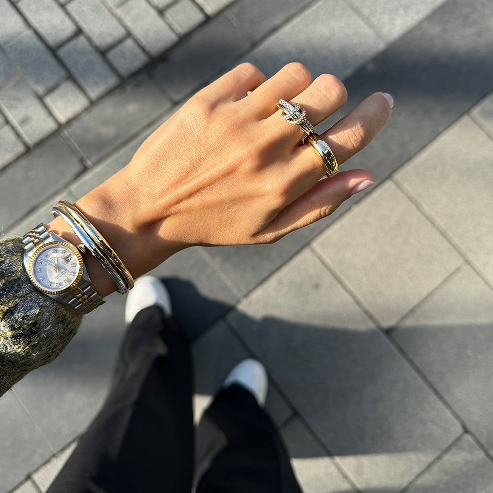 Loop Double Diamond Ring